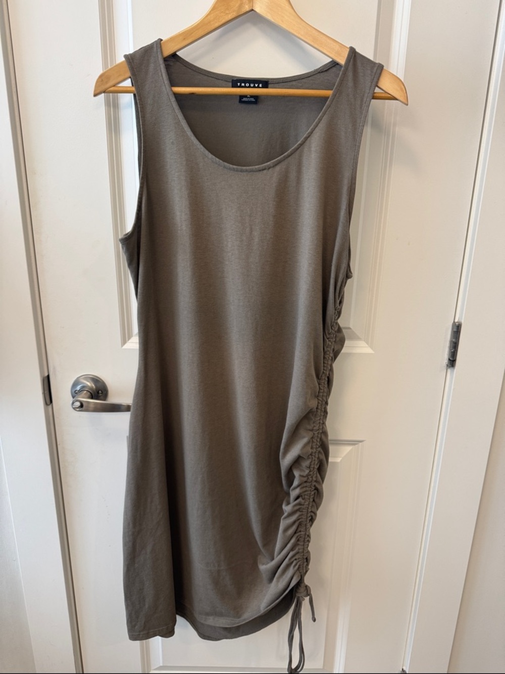 Trouve Olive Green Sleeveless Midi Dress with Side Ruching